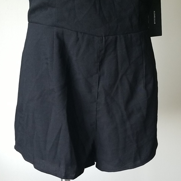 Lulu's Butterfly Effect One Shoulder Romper - Picture 8 of 16